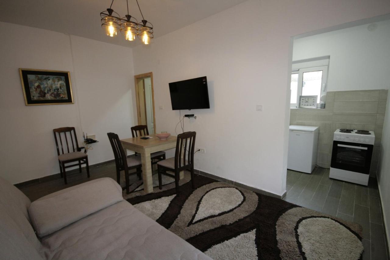 Apartmani Srdanovic ティヴァト エクステリア 写真