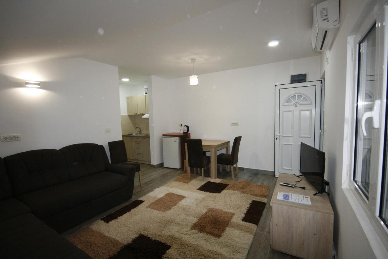 Apartmani Srdanovic ティヴァト エクステリア 写真